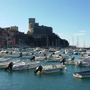 Casa A Nell'antico Borgo Lerici